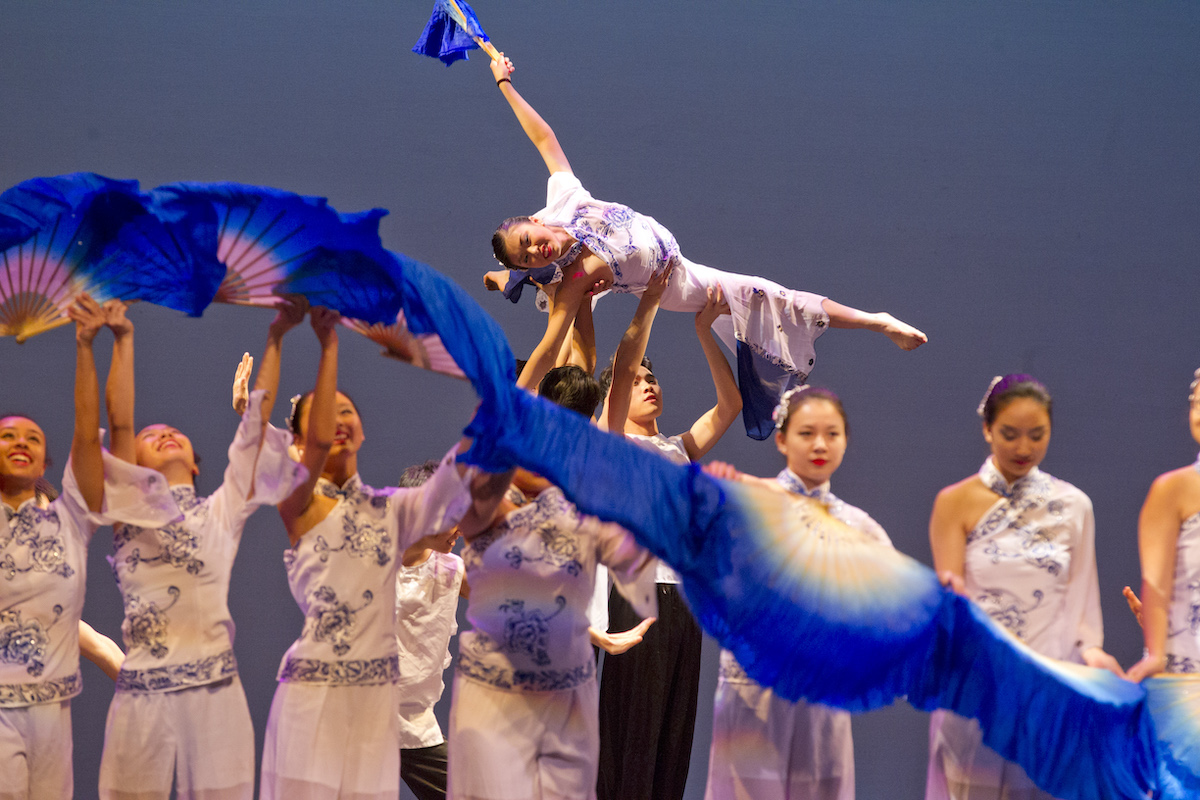 Duke Chinese Dance (DCD), Duke University's premier multicultural Chinese dance group, performs "Moonlit River"