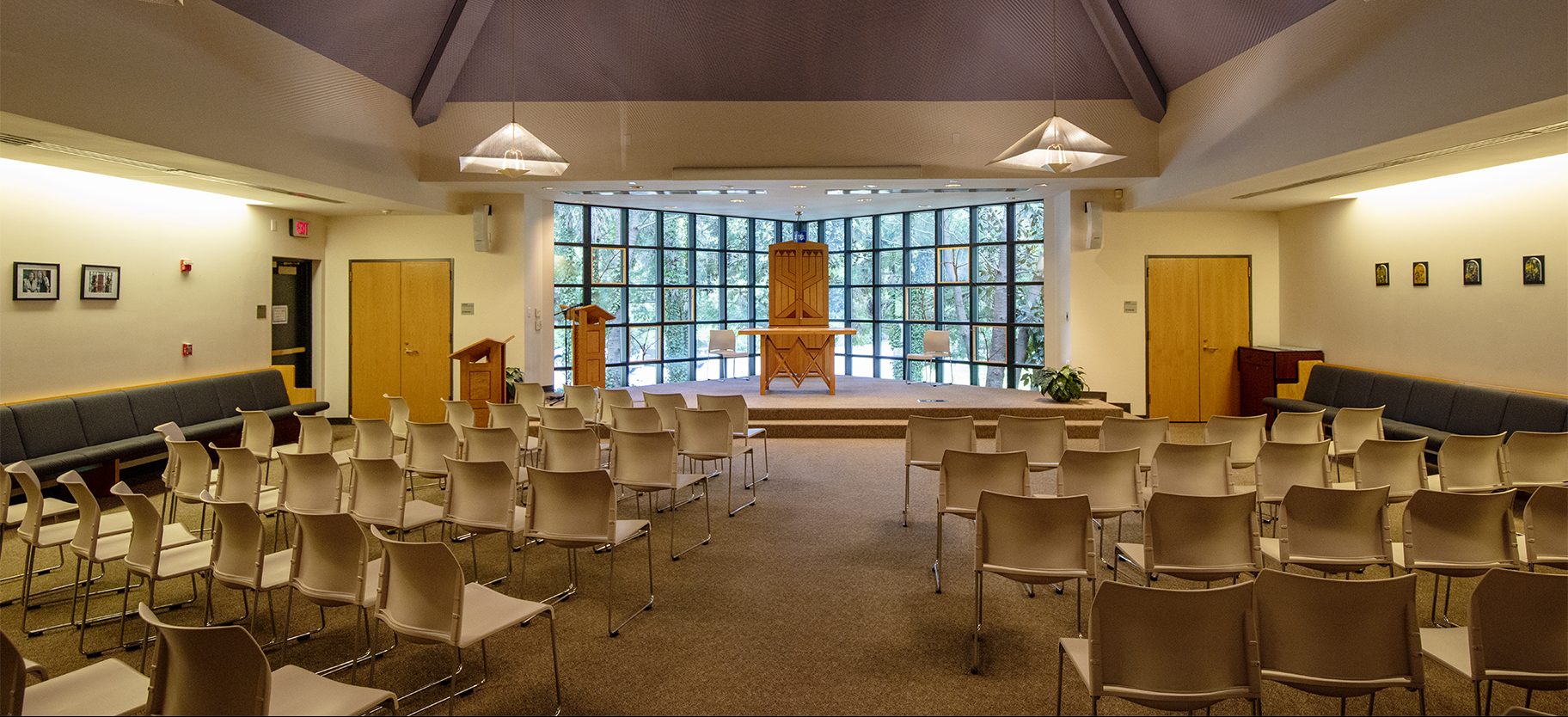 The sanctuary at the Freeman Center for Jewish Life